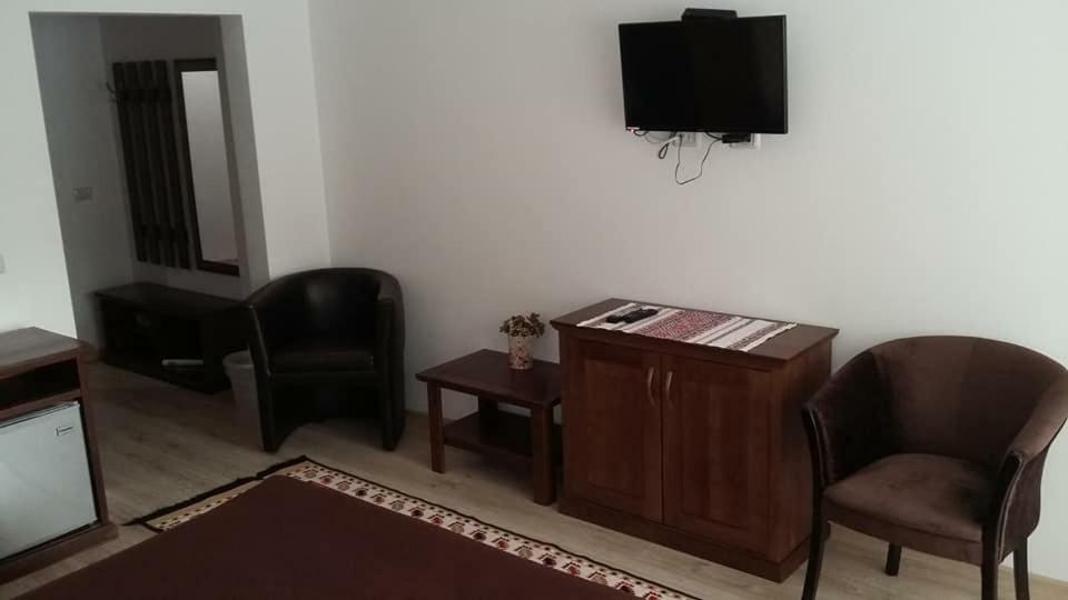 Pensiunea Poiana Soarelui Brates Exterior foto