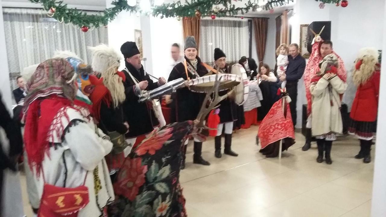 Pensiunea Poiana Soarelui Brates Exterior foto